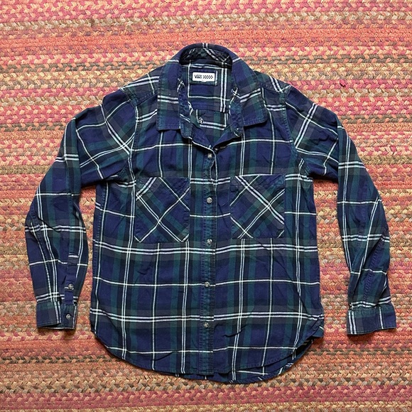 Vans Tops - VANS NAVY GREEN PLAID FLANNEL BUTTON UP